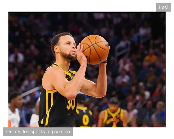 NBA库里底角三分训练火力全开：打造无解射手的秘密武器